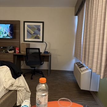 Holiday Inn Express - Hotels Near Me - Camarillo, California Holiday Inn Express - Hotels Near Me - Camarillo, California