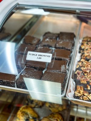 Nanding's Bakery by null