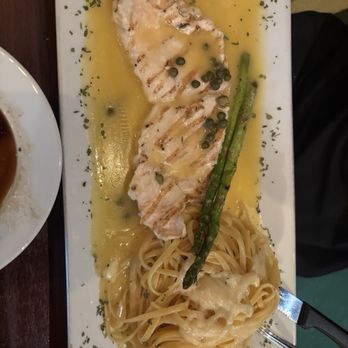 Perche’ No Italian Bistro - pollo piccata - Italian Near Me - Tucson, Arizona Perche’ No Italian Bistro - pollo piccata - Italian Near Me - Tucson, Arizona