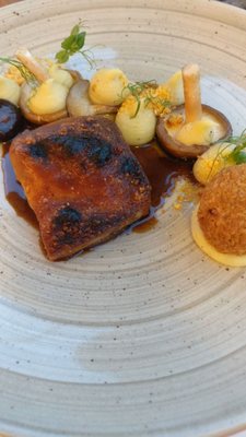 Restaurante F by null