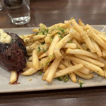 Great Wolf Lodge - My meal at Barnwood - steak with garlic butter and a generous portion of fries - Water Parks Near Me - Perryville, Maryland Great Wolf Lodge - My meal at Barnwood - steak with garlic butter and a generous portion of fries - Water Parks Near Me - Perryville, Maryland