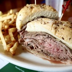 Eddie Brady's Tavern - Beef on Weck