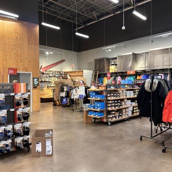 REI - Sports Wear Near Me - Dallas, Texas REI - Sports Wear Near Me - Dallas, Texas