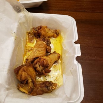 B-Unos - Lemon Pepper wings. - Breakfast & Brunch Near Me - Burlington, New Jersey