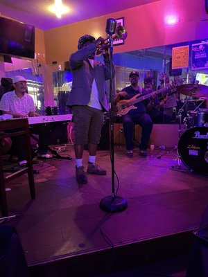 Ray's Uptown by null