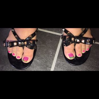 Champagne Nails - Watermelon toes by Tiffany! - Nail Salons Near Me - Nashville, Tennessee Champagne Nails - Watermelon toes by Tiffany! - Nail Salons Near Me - Nashville, Tennessee