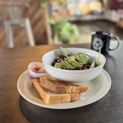 American Brew - Beet bowl w/ avocado added