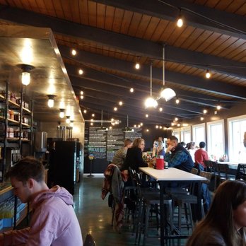 Katalina's - Dining area - Breakfast & Brunch Near Me - Columbus, Ohio