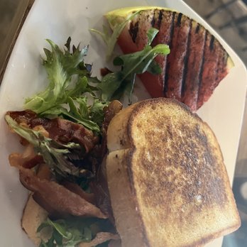 Rail & Rye - Pubs Near Me - Navasota, Texas