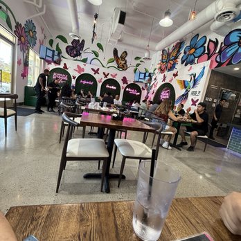 Madres Brunch - Inside - Breakfast & Brunch Near Me - Corona, California