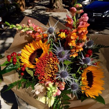 The Flower Basket - A wonderful fall bouquet for the upcoming season - Florists Near Me - Pleasantville, New York