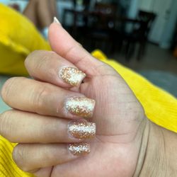 Royal Nails Salon - Didn't even trim the cuticles
