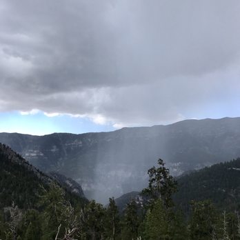 Trail Canyon Trail - Sheets of rain coming for us - Hiking Near Me - Las Vegas, Nevada Trail Canyon Trail - Sheets of rain coming for us - Hiking Near Me - Las Vegas, Nevada