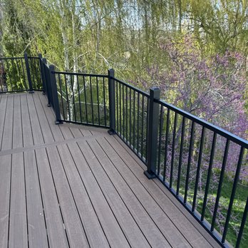 Simpson Decks and Construction - Looking west, upper deck. We live all of the angles. - Decks & Railing Near Me - West Richland, Washington Simpson Decks and Construction - Looking west, upper deck. We live all of the angles. - Decks & Railing Near Me - West Richland, Washington