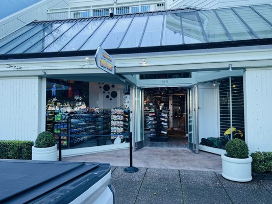 Sausalito Mini Mart by null