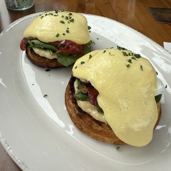 Ubuntu - Salmon lox Benedict!! Holy cow - Cafes Near Me - San Juan Capistrano, California Ubuntu - Salmon lox Benedict!! Holy cow - Cafes Near Me - San Juan Capistrano, California