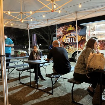 Nando Grill - Outdoor seating area - Venezuelan Near Me - Miami, Florida Nando Grill - Outdoor seating area - Venezuelan Near Me - Miami, Florida