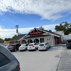 Mel's Country Cafe - Out front.