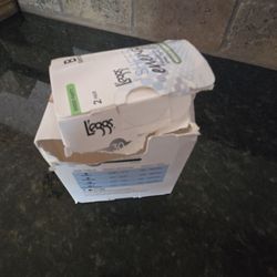 Walmart Supercenter - Opened box in my order. Do the shoppers have problems with their eyesight?