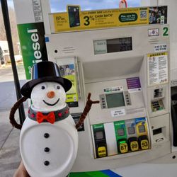 Roadrunner Markets - Gas pump