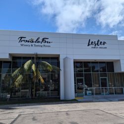 Lester Family Cellars & Wine Tasting - Fresh off a move. They hit the ground running with a new release, Sangiovese.... Magnifico!!!