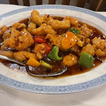 Emperor's Choice Restaurant - General Tso's Chicken extra spicy - Chinese Near Me - Chicago, Illinois