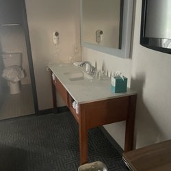 Quality Suites