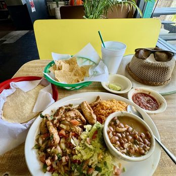 El Charrito - Friday lunch special. Chicken Mexicana. - Mexican Near Me - Georgetown, Texas