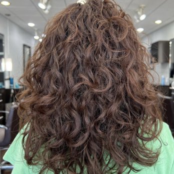 Alive Salon and Spa - Curl action with Ouidad - Skin Care Near Me - Miami, Florida Alive Salon and Spa - Curl action with Ouidad - Skin Care Near Me - Miami, Florida