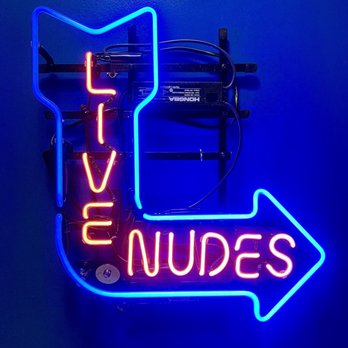 Shuggie’s - Restroom decor - Wine Bars Near Me - San Francisco, California Shuggie’s - Restroom decor - Wine Bars Near Me - San Francisco, California
