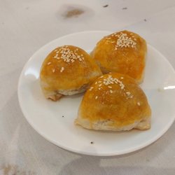 Fortune Palace - BBQ pork pastry