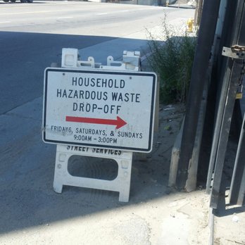 SAFE Collection Center - Dropped a bunch of old paint buckets and batteries off! - Recycling Center Near Me - Los Angeles, California