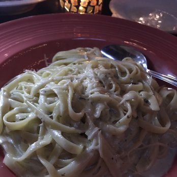 Roman Cucina - Fettuccine Alfredo - Italian Near Me - Fullerton, California Roman Cucina - Fettuccine Alfredo - Italian Near Me - Fullerton, California