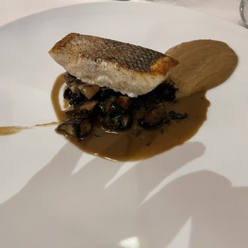 Le Chalut - Sea bass with mushrooms - Seafood Near Me - St Malo, 35 Le Chalut - Sea bass with mushrooms - Seafood Near Me - St Malo, 35