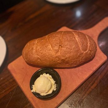 LongHorn Steakhouse - Bread - Steakhouses Near Me - Rancho Cucamonga, California