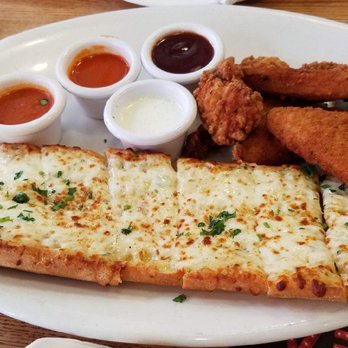 Giordano's - Appetizer sampler - Pizza Near Me - Chicago, Illinois Giordano's - Appetizer sampler - Pizza Near Me - Chicago, Illinois
