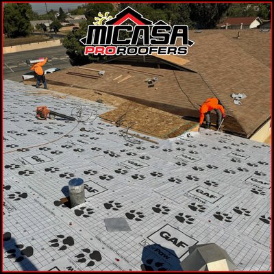 Micasa Pro Roofers Logo