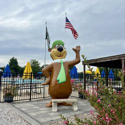 Rustic Acres Campground - Front entrance