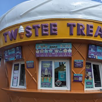 Twistee Treat - Ocala - cute stand - Ice Cream & Frozen Yogurt Near Me - Ocala, Florida Twistee Treat - Ocala - cute stand - Ice Cream & Frozen Yogurt Near Me - Ocala, Florida