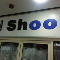 L j  Shooz