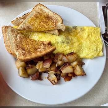 Miss Lorraine Diner - Western Omelet - Diners Near Me - Pawtucket, Rhode Island Miss Lorraine Diner - Western Omelet - Diners Near Me - Pawtucket, Rhode Island