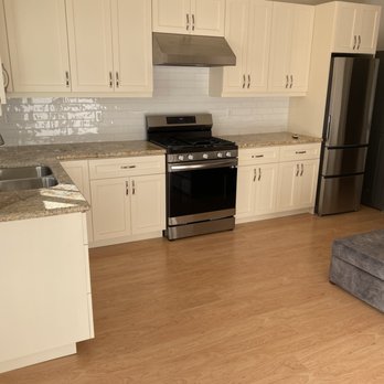 Dwell Homes - General Contractors Near Me - Valley Village, California