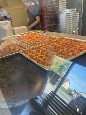 Rose City Pizza by null