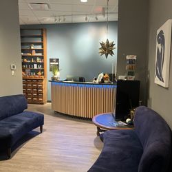 Urban Haven - Front desk