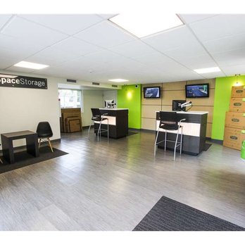 Extra Space Storage - Interior Units - Self Storage Near Me - North Lauderdale, Florida