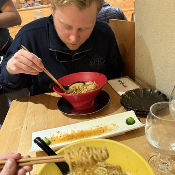 IPPUDO 5th Avenue - Table - Ramen Near Me - New York, New York