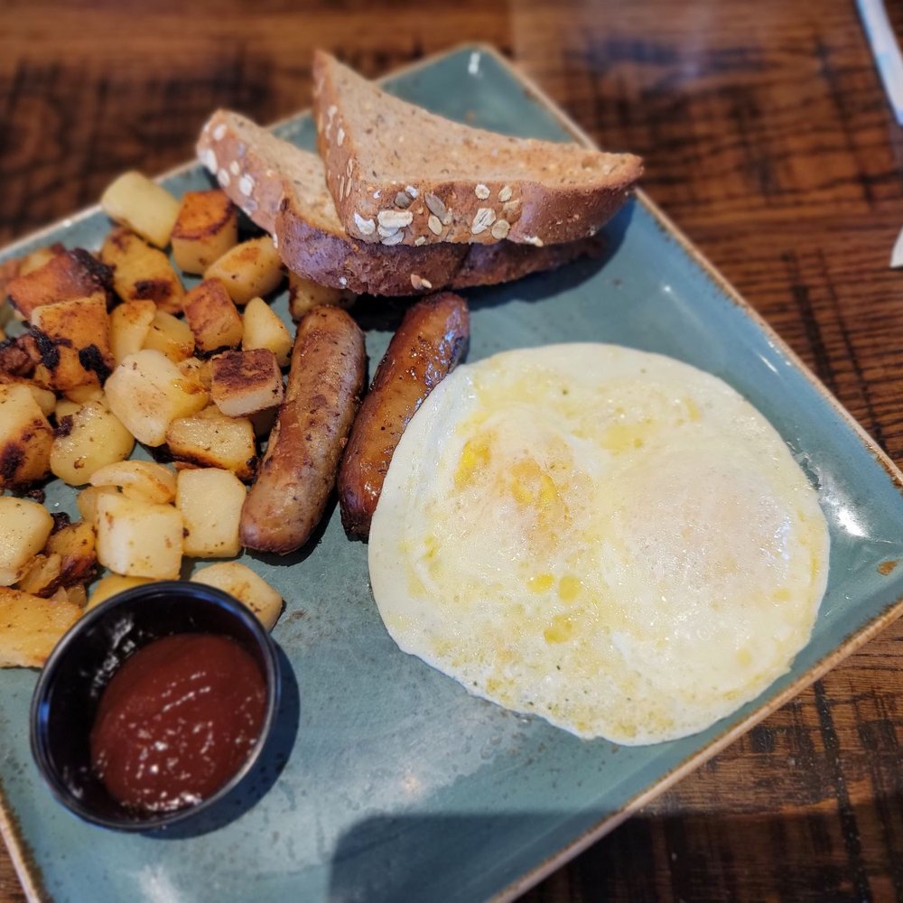 First Watch - Traditional Breakfast - Cafes Near Me - Hampton, Virginia