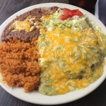 Alicia's Burrito Place - Green chicken Enchiladas...SPICY! - Mexican Near Me - Alpine, Texas Alicia's Burrito Place - Green chicken Enchiladas...SPICY! - Mexican Near Me - Alpine, Texas