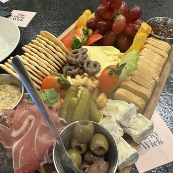 Sip Wine Garden - Wine Bars Near Me - Cibolo, Texas