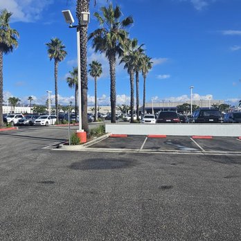 Crown Dodge Chrysler Jeep Ram - Car Dealers Near Me - Ventura, California Crown Dodge Chrysler Jeep Ram - Car Dealers Near Me - Ventura, California